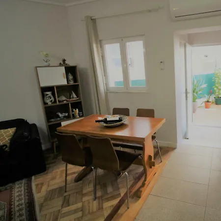 公寓 Com Patio 阿威罗