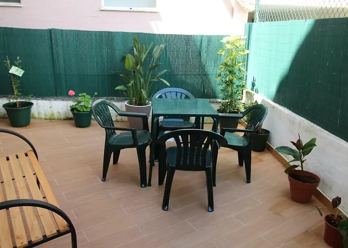 Com Patio דירה *