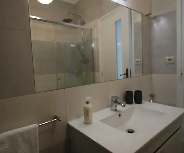 Com Patio דירה אבאירו